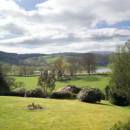 Lakefield Holiday home