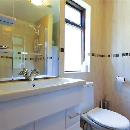 Lakefield Holiday home